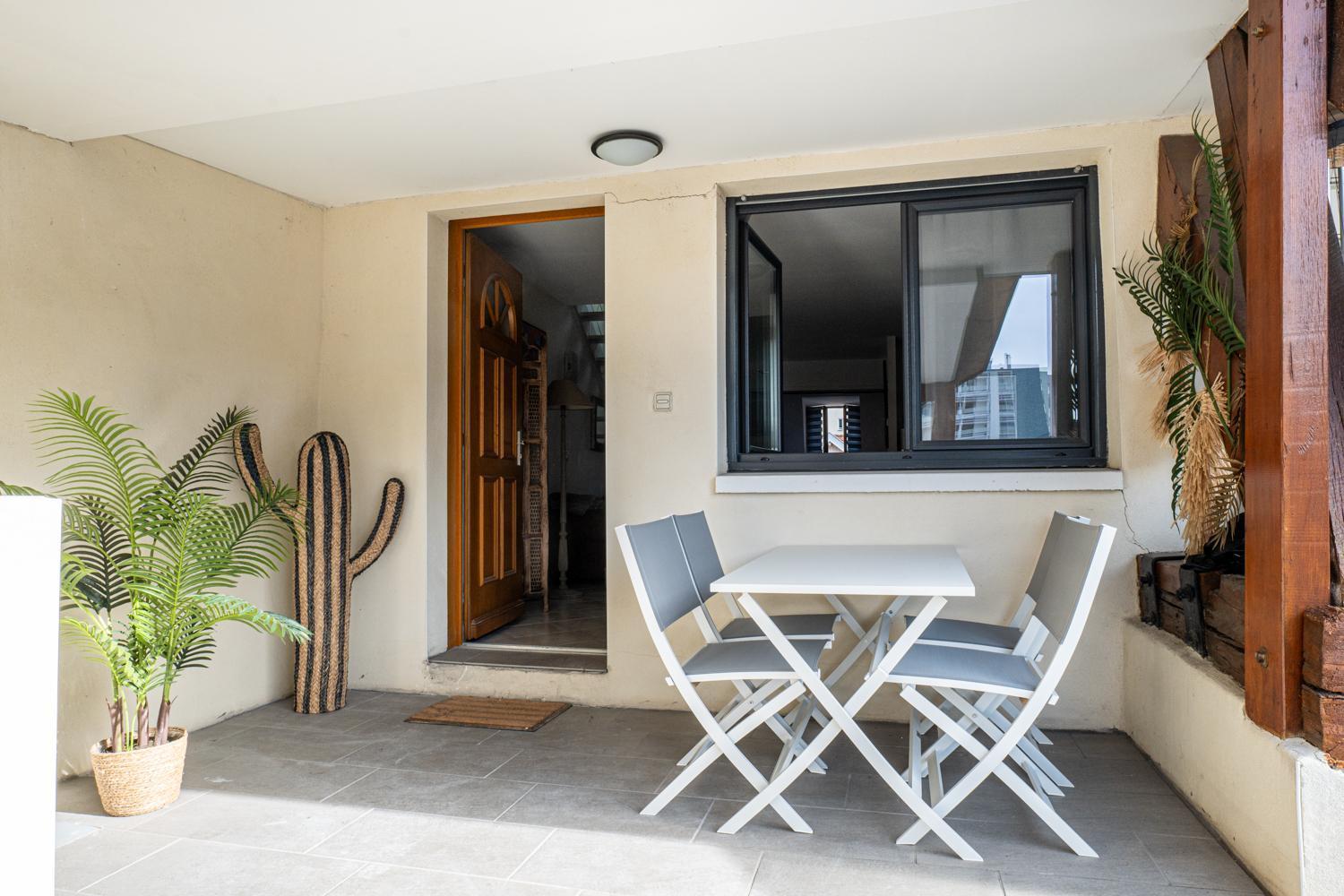 Carnot Duplex, Spacieux 3 Pieces Avec 2 Chambres Sur Les Rue Pietonnes Annecy Exteriör bild